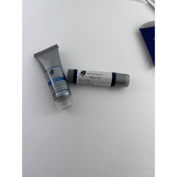 Continental Airlines First Class Complimentary Amenity Kit 5 VTG Travel Bag New - Picture 11 of 16